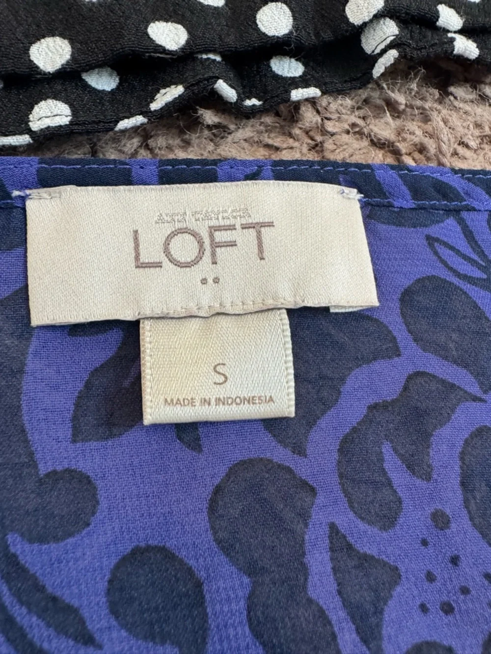 Lot Of 12 Tops Blouses Spring Summer Ann Taylor LOFT Workwear S - Picture 5 of 10